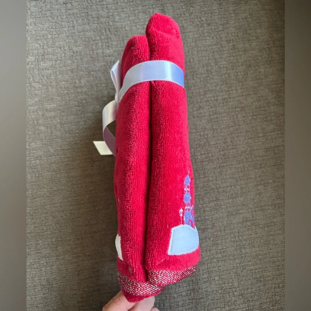 Red Holiday Towel Set with White Design